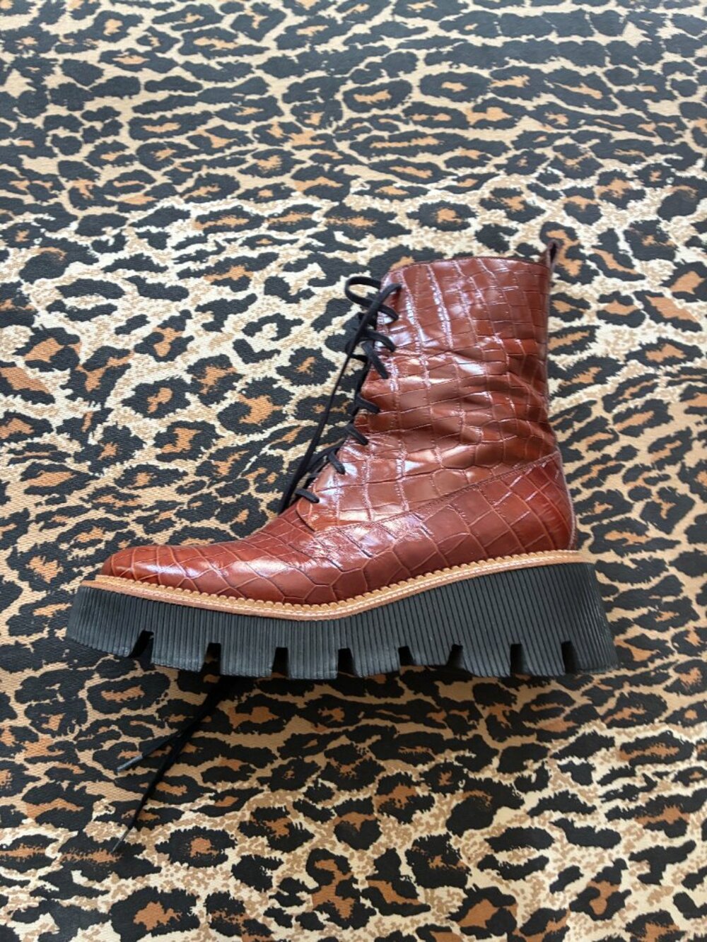 Title: Frēda Salvador Croc Embossed Platform Lug Sole Combat Boots | EU 39.5